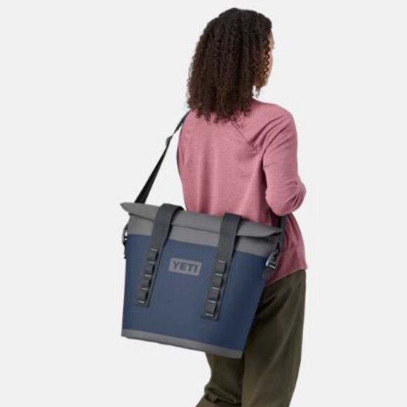 YETI Hopper M15 Tote Soft Cooler - Picture 6 of 16